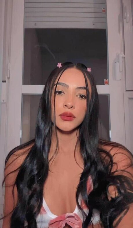 yuly0614 pornstar naked images