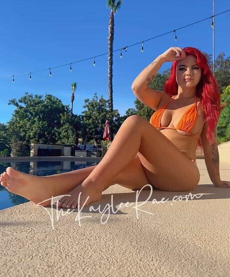 Kaylee Rae naked pornstar gallery