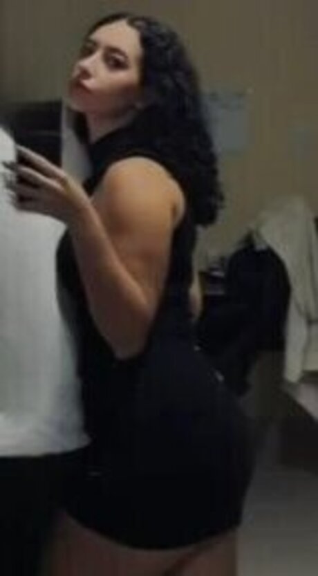 Vtzadaax model nude gallery