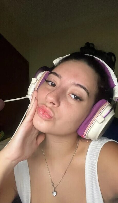 Vtzadaax model beautiful pictures