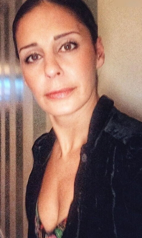 Funda Vanroy sexy model archive