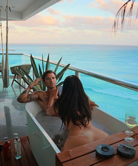 Baesito perfect pornstar galleries