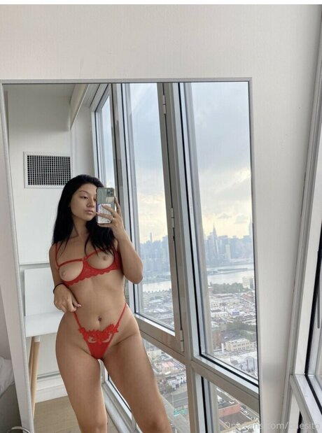 Baesito pornographic model picture