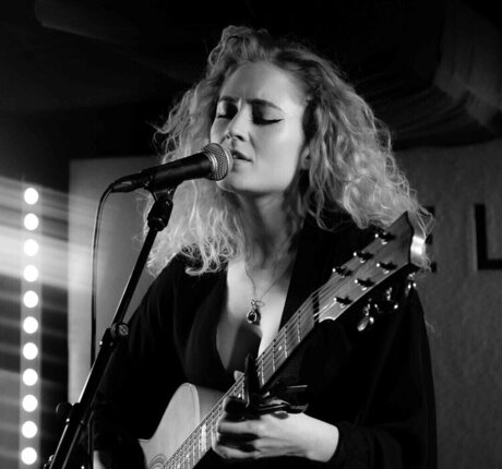 janetdevlin high quality model pics