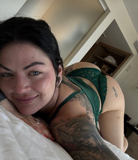 Shelly Black pornstar pretty gallery