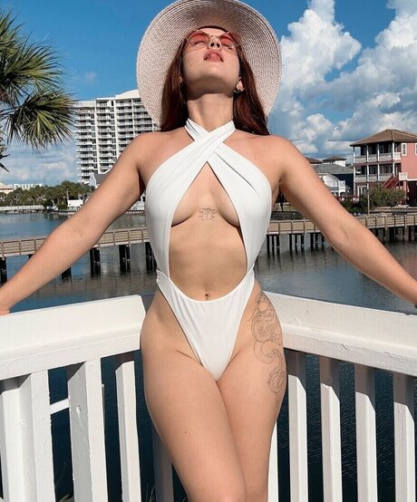 Nelly Becmac star nice pics