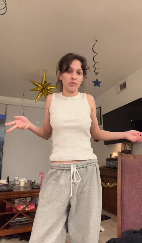 Dylan Troesken model nice img