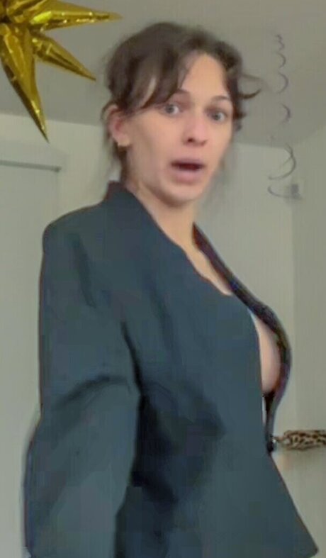 Dylan Troesken model nudes gallery