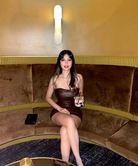 itshellovee pornographic star photos