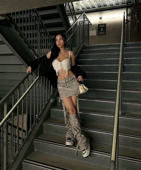 itshellovee star nudes pictures