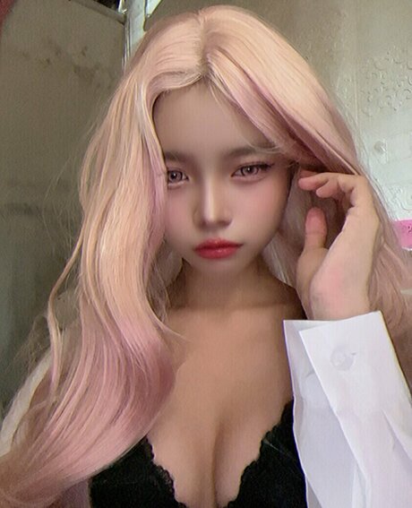 Shayri May Tagyamon model xxx pic