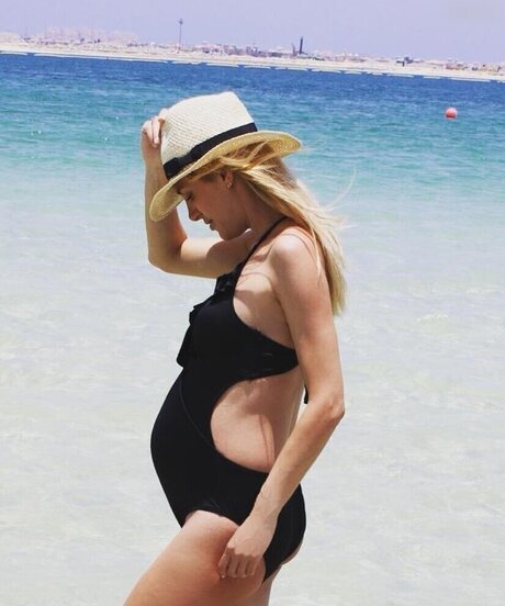 lesbian feet onlyfans sexy galleries