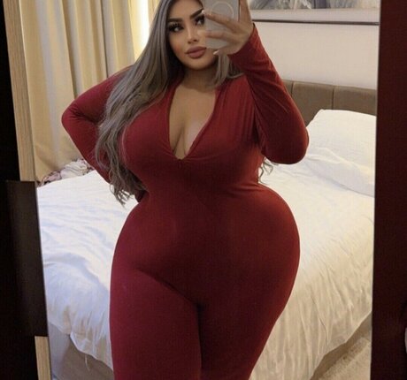 hanadi k pretty actress photos