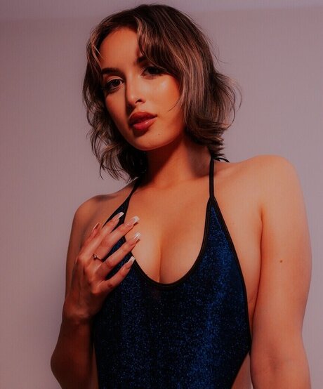 Isabelle Sky star sexy archive