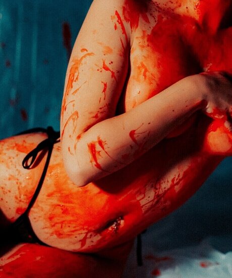 Isabelle Sky hot star image