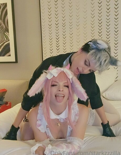 xKayweex art model images