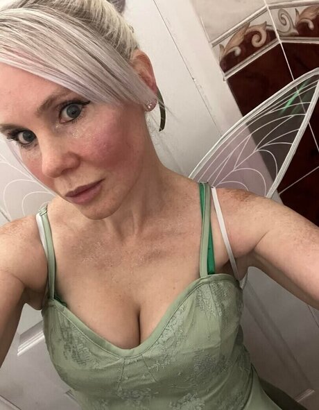 Donna Shepherd naked actress gallery