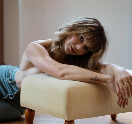 Juju Fitcats nude pornstar galleries