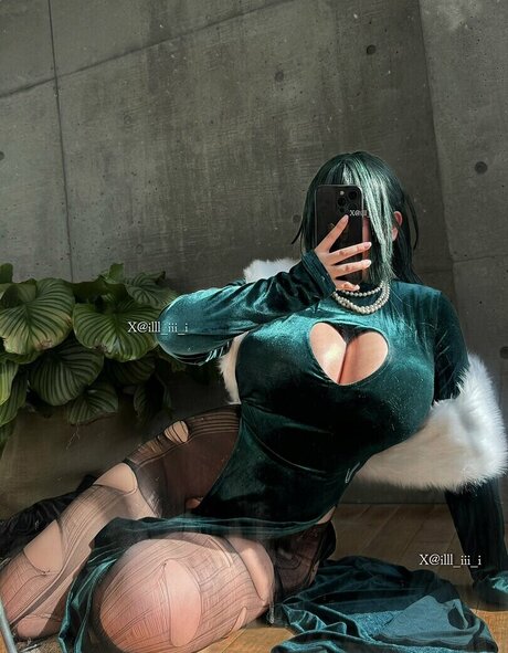 illl iii i adult star img