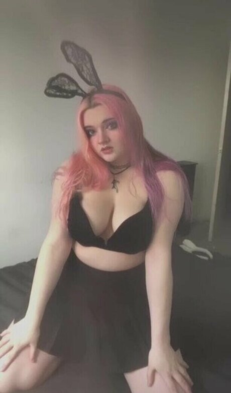 Ivy Riina pornstar sexy pictures