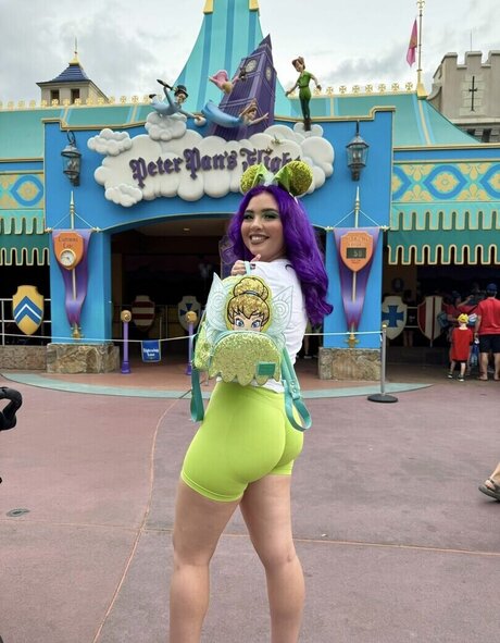 Mary Liven model nude pictures