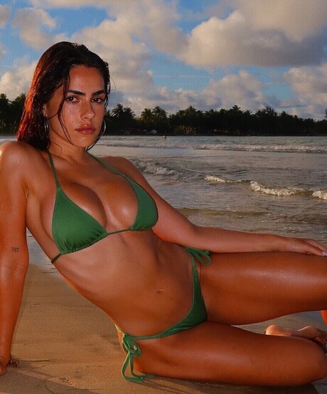 Kiki Montilla beautiful star archive