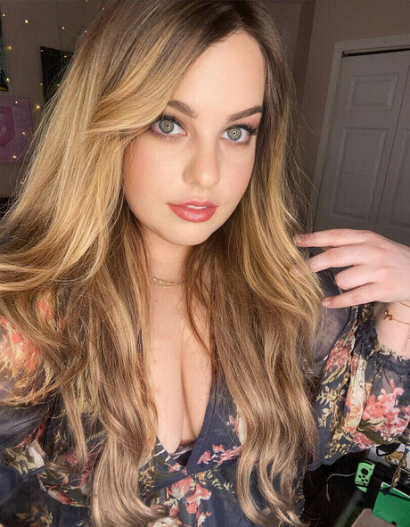 PastaroniRavioli top star pictures