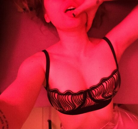 Masha Hima Boosty pornstar hd pictures