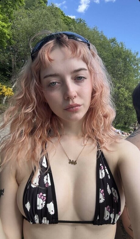 mayadoran xxx pornstar image