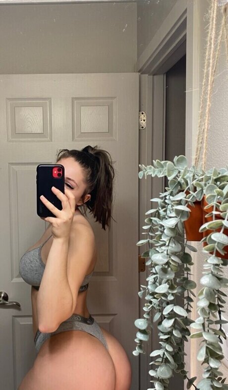 thick trans onlyfans beautiful xxx picture