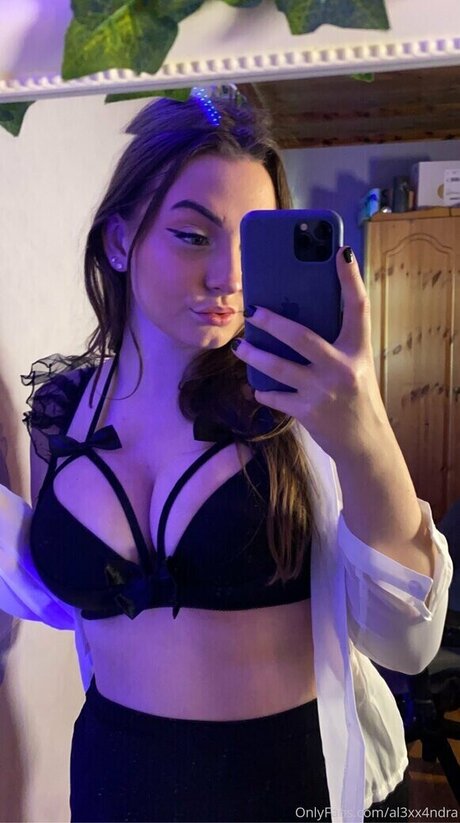 Al3xxandra pornstar best image