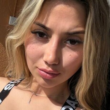 skyeraex exclusive actress img