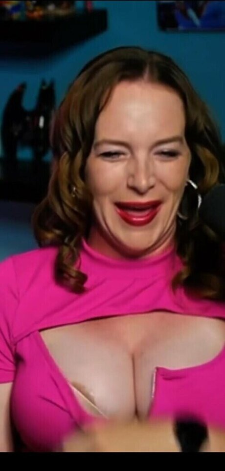 See Jane Go TV exclusive star photo