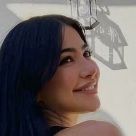 Sara Hesri art actress picture