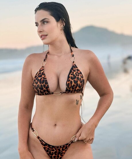 Thacila Caroliny nudes star gallery