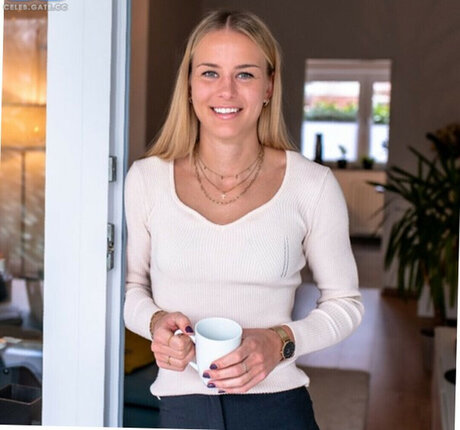 Merle Frohms best actress images