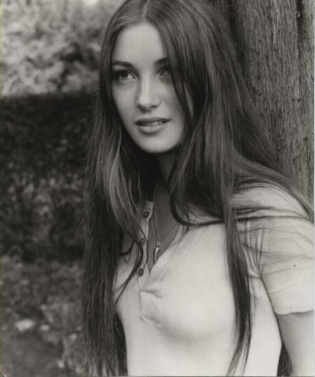 Jane Seymour sexy actress photos