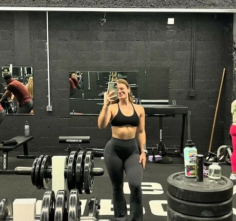 bonniee13 pornstar nude images