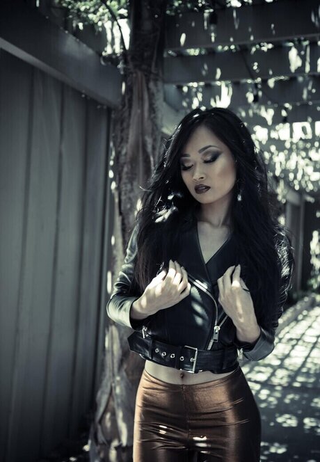 Connie Han model hot gallery