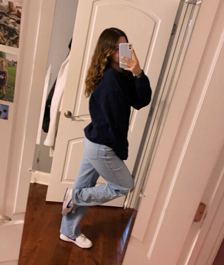 Hanna Loewke pornstar nude picture