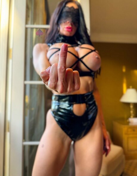 Emily Salazar high quality star photos