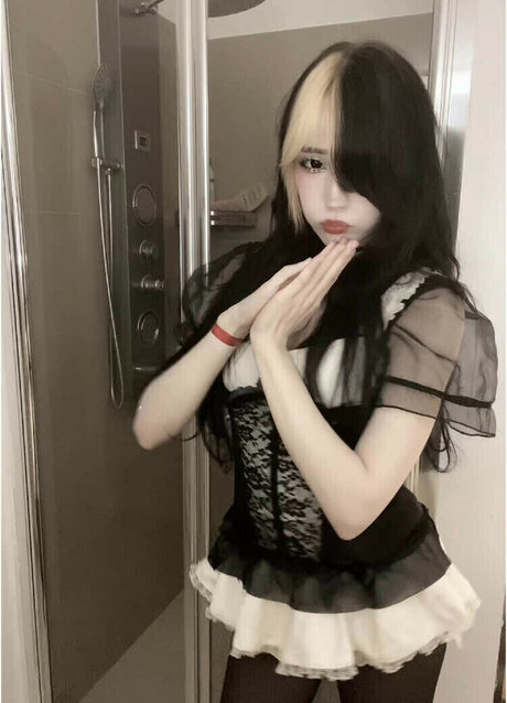 meinekatzeschmecktgut erotic model pics