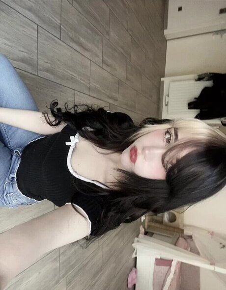 meinekatzeschmecktgut art model picture