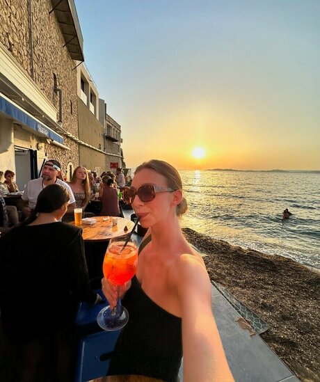 Nursevirg pretty star photos