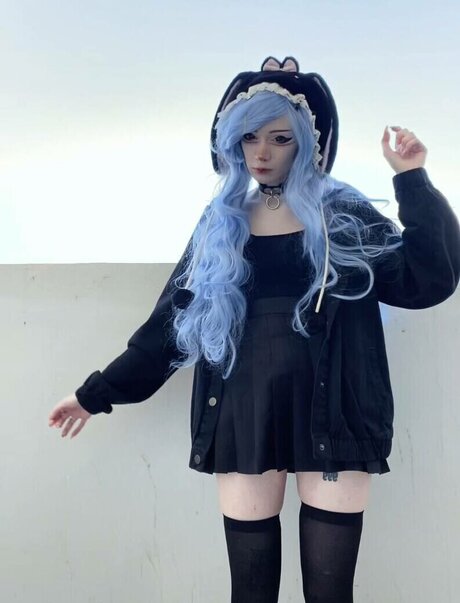 Kura1desu model naked gallery