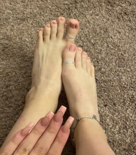 Leahbunnyy star beautiful archive