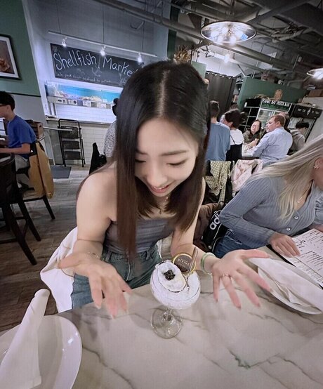 dalcompeach sex model images