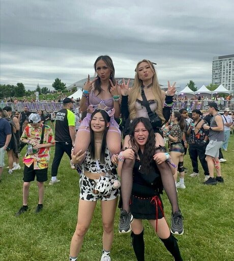 dalcompeach pornstar art pictures