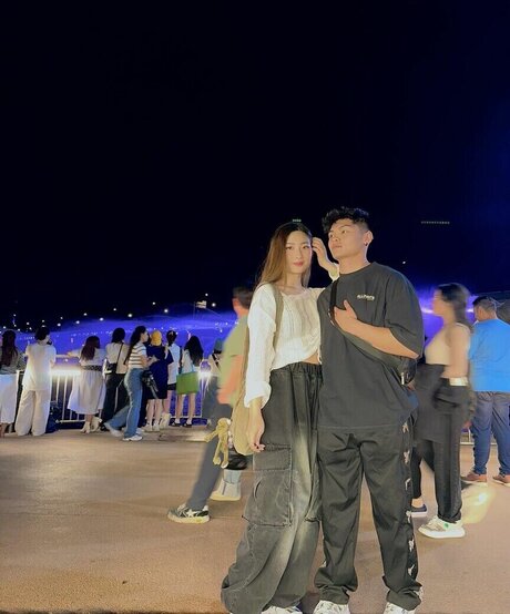 dalcompeach pretty pornstar gallery