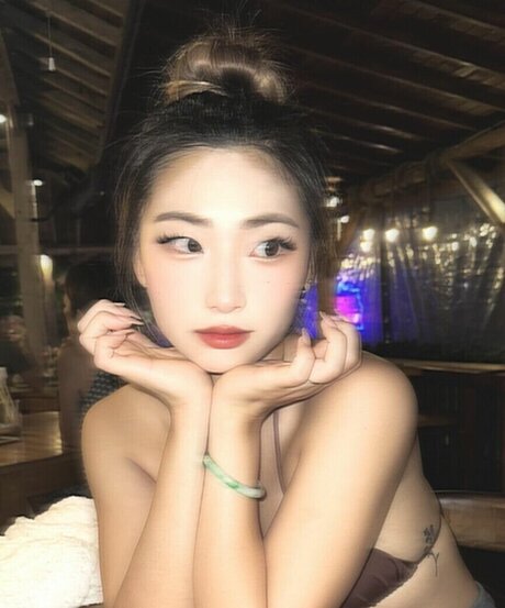 dalcompeach star high quality photos